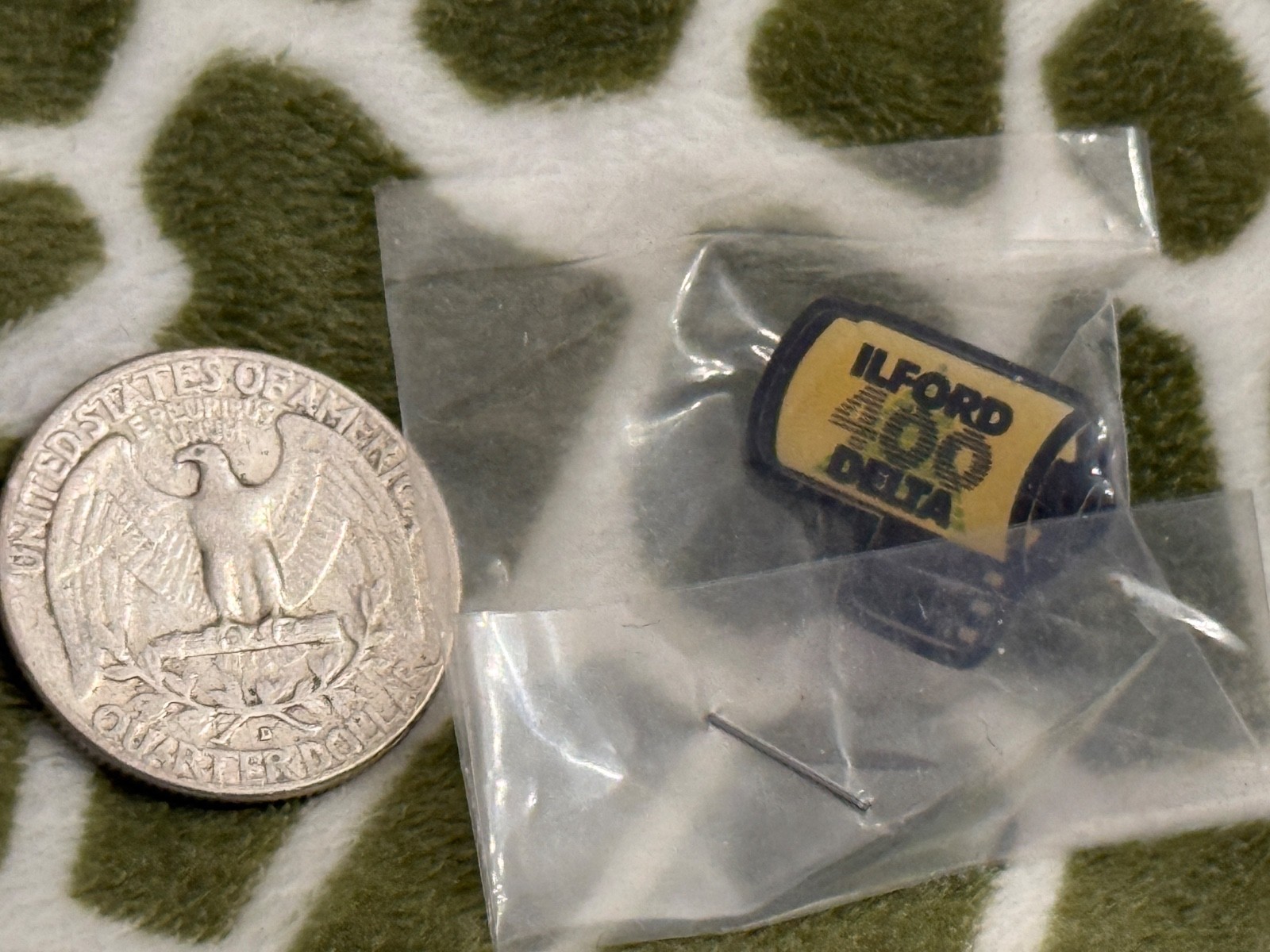 ILFORD 400 DELTA * Vintage, Collectible Lapel Pin *