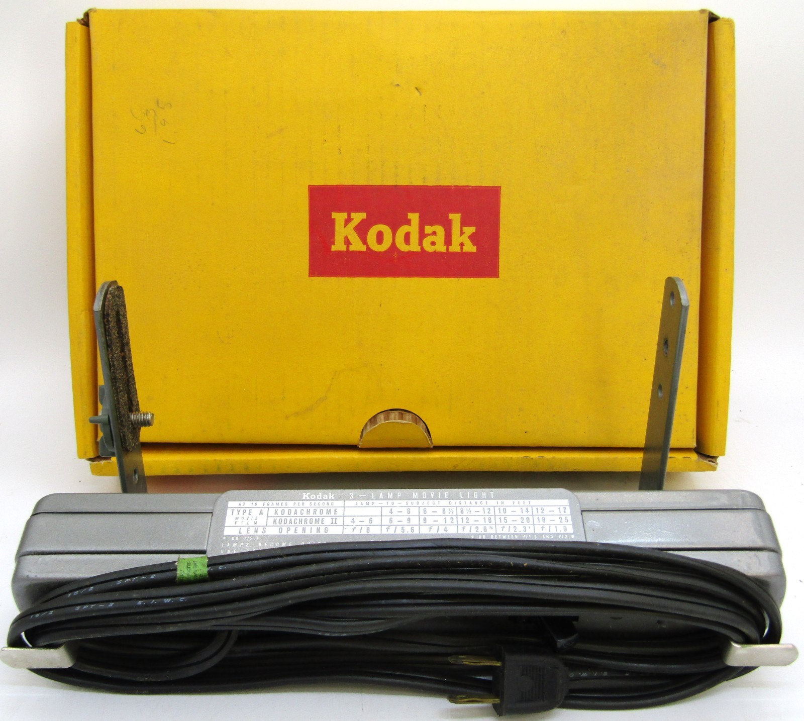 Vintage KODAK 3-Lamp Movie Light Model 1 – In Original Box #791
