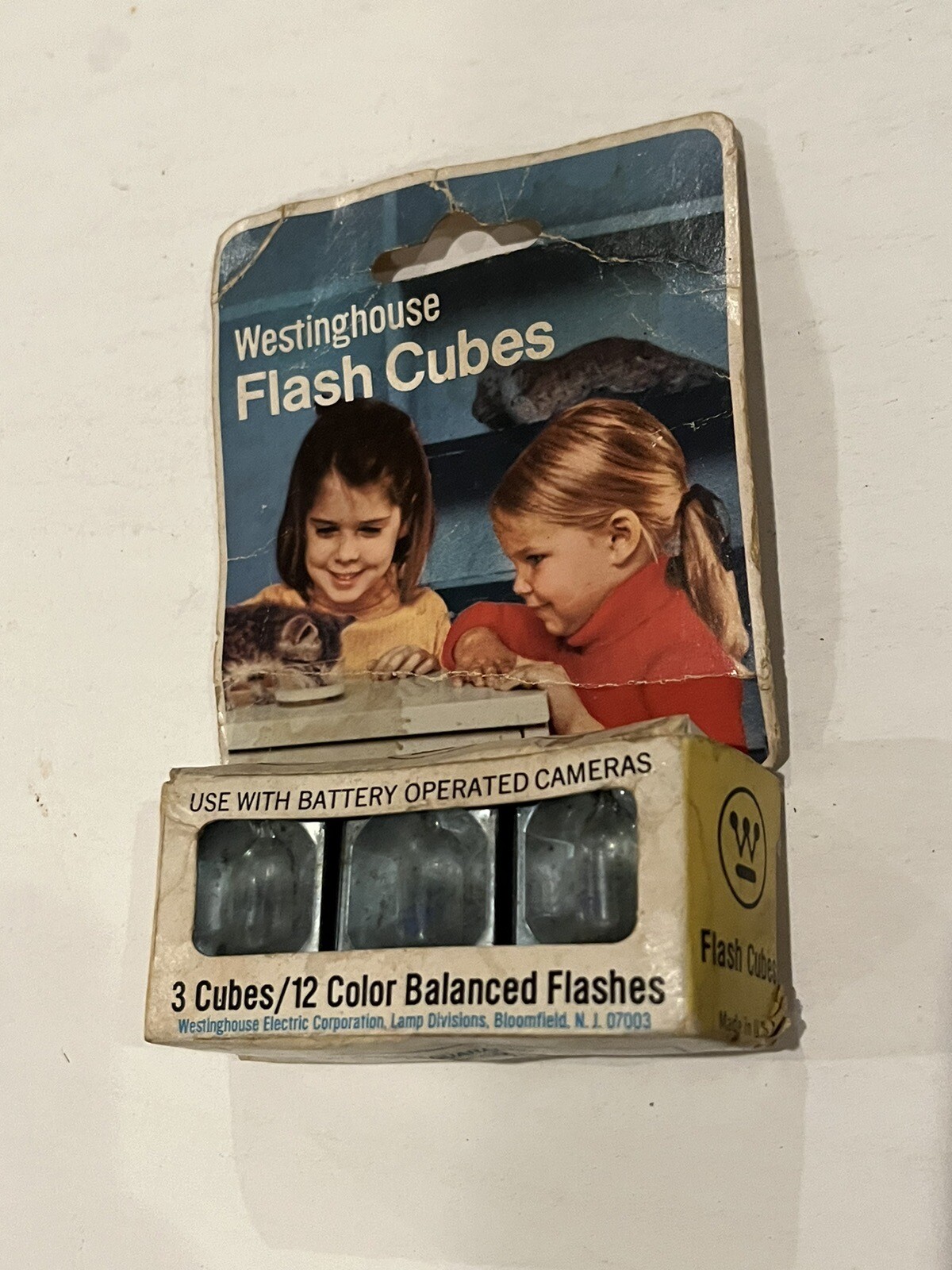 WESTINGHOUSE FLASH CUBES 3 PACK VINTAGE CAMERA ACCESSORY IN PACKAGE