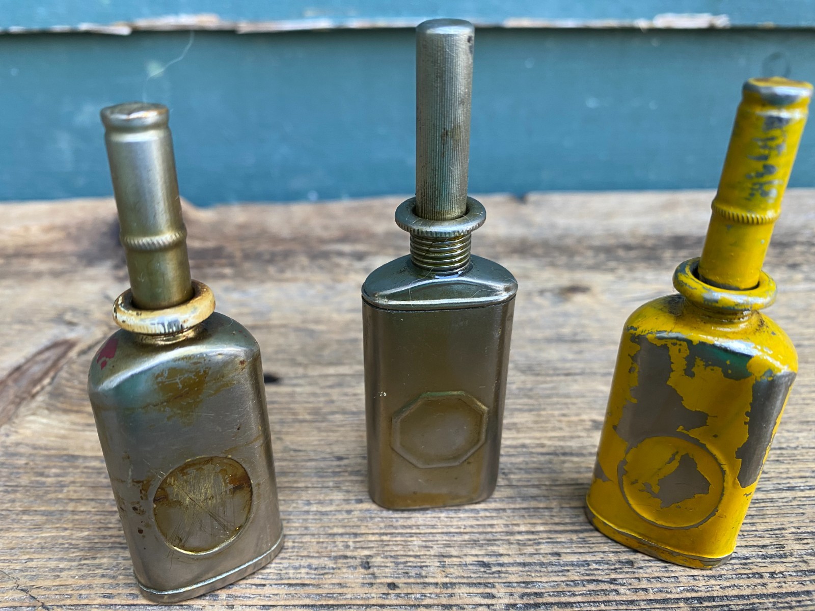 SET OF 3 OIL CAN TIN PROJECTOR NEEDLE OILERS FILMO BELL & HOWELL USA EMPTY