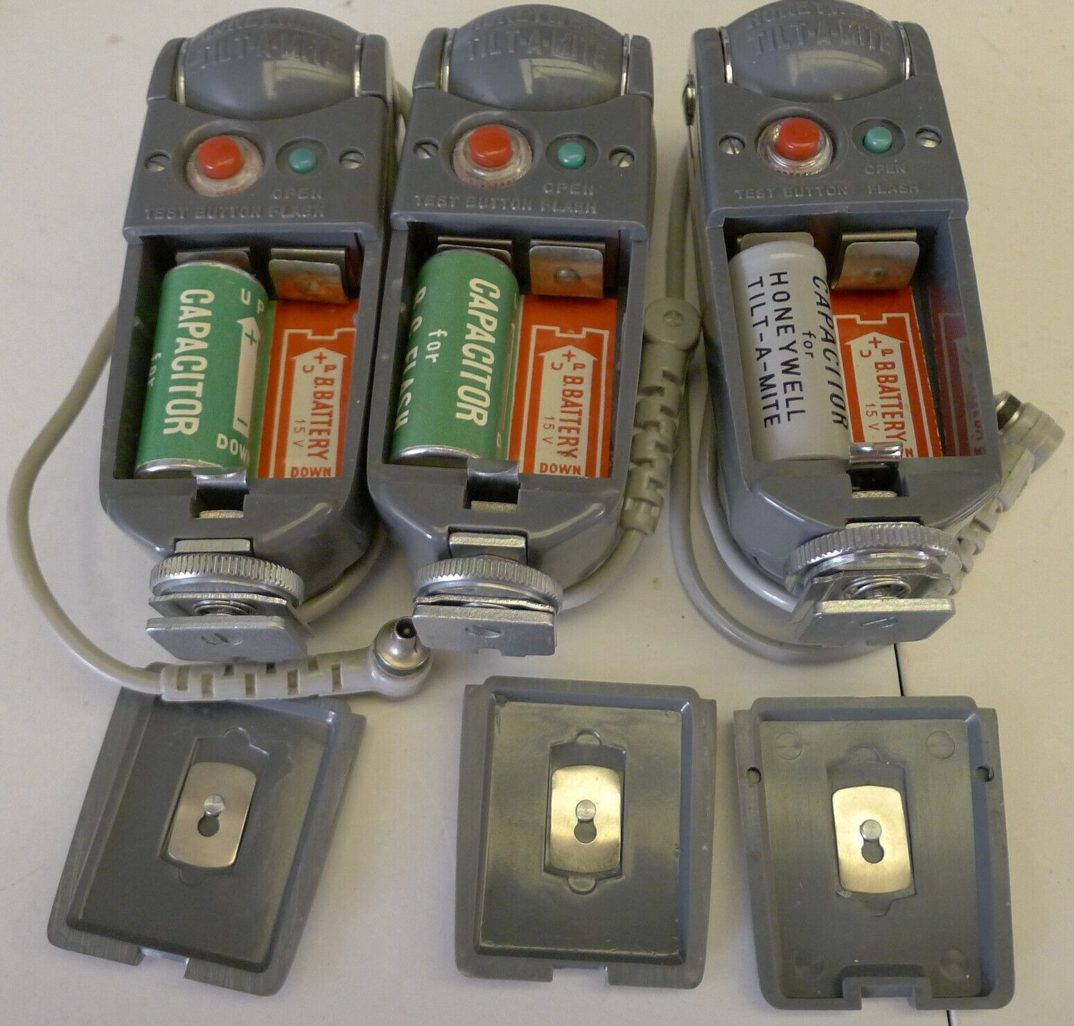 Honeywell Tilt-A-Mite Cold Shoe Fan Flash Unit Collapsible – Lot of 3 – Japan