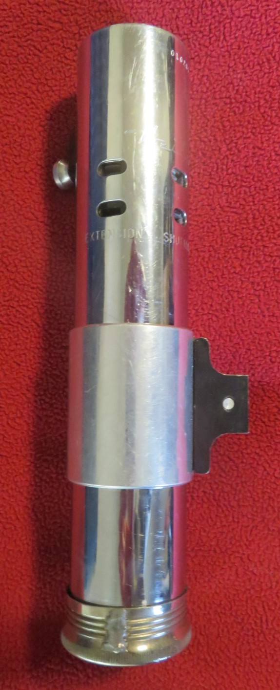 VINTAGE HEILAND RESEARCH PHOTOGRAPHER’S FLASH HANDLE & TWO REFLECTORS LIGHTSABER