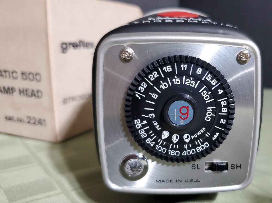 Graflex Strobomatic 500 Lamp Head – Vintage – cat. # 2241 with original box
