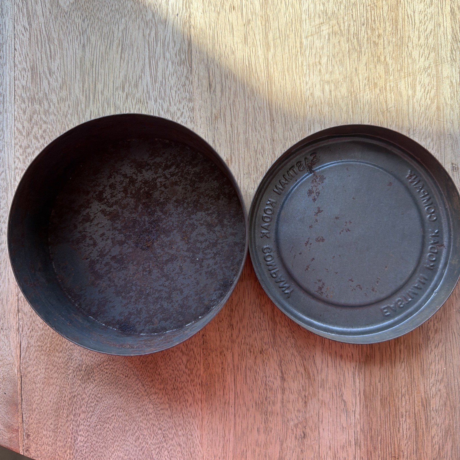4” Vintage EASTMAN KODAK Company Round Metal Tin Film Container Box Holder Decor