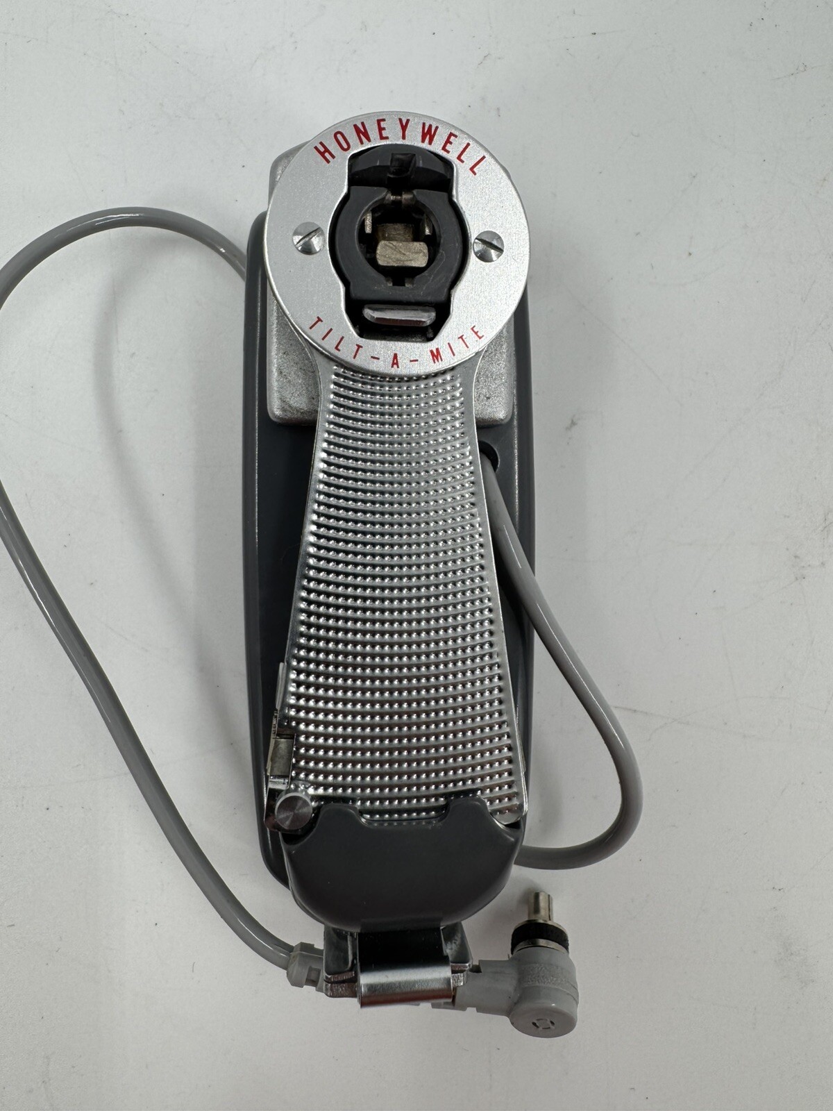Honeywell Vintage Tilt-A-Mite Camera Flash Gun Collapsible Fan with Bulbs