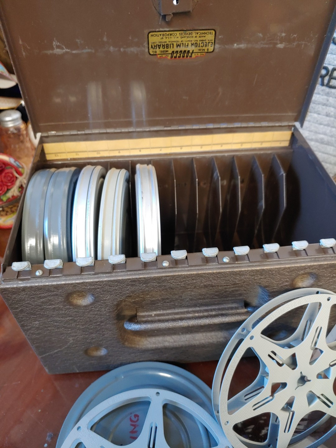 Vintage 8mm Movie Reels 5″ In Two Metal Boxes ~ 19 Total Reels Kodak Reelane