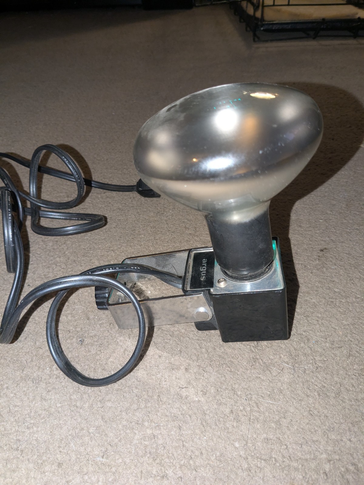 Vintage RARE Hot Shoe mounted Argus 300W Movie Light – Model 745 8mm 16mm
