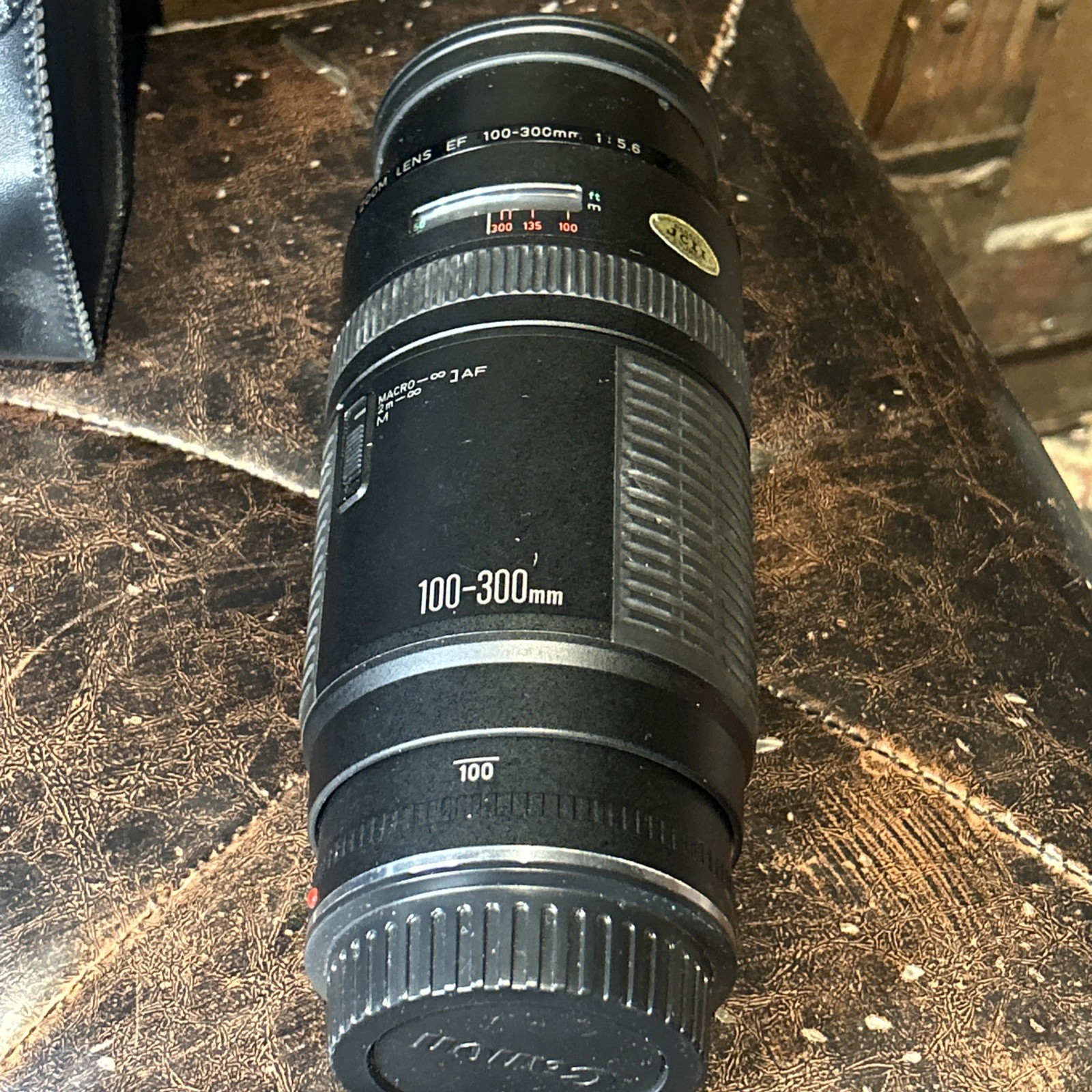 Canon EF 100-300mm f5.6 Zoom Lens VGC