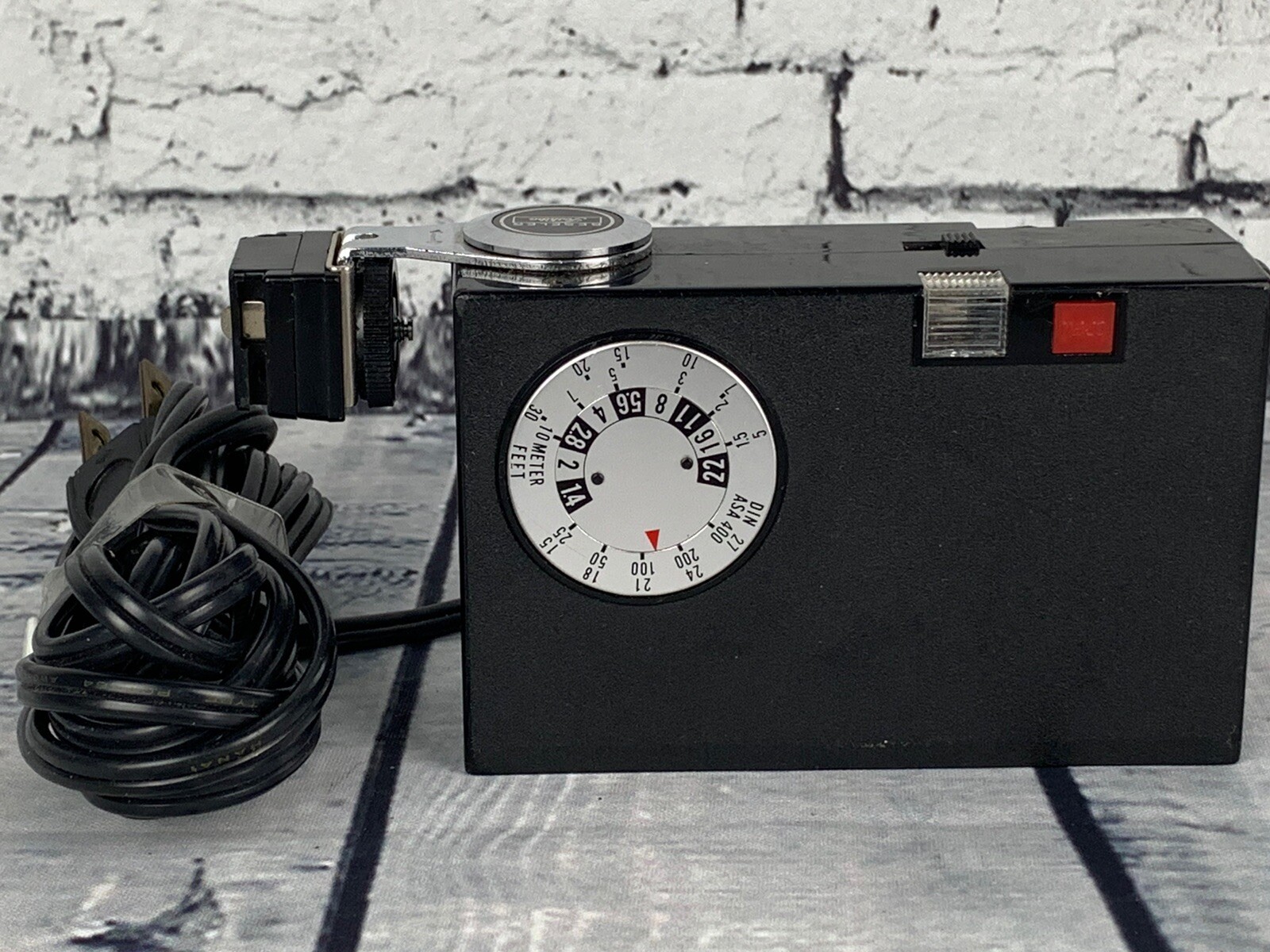 Vintage Cameras and Flash Accessories Beseler 660 GE Light Values and Starmatic