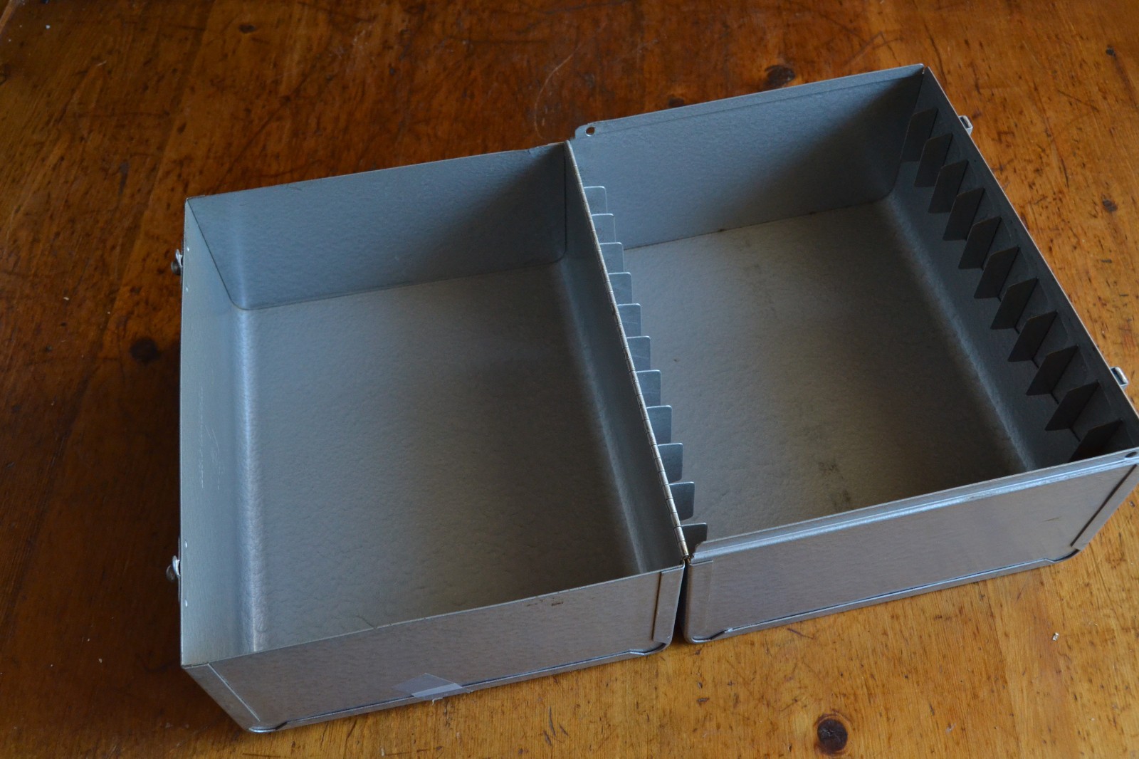 Vintage Brumberger Film Reel Carry Case Metal Box Holds 12 Reels