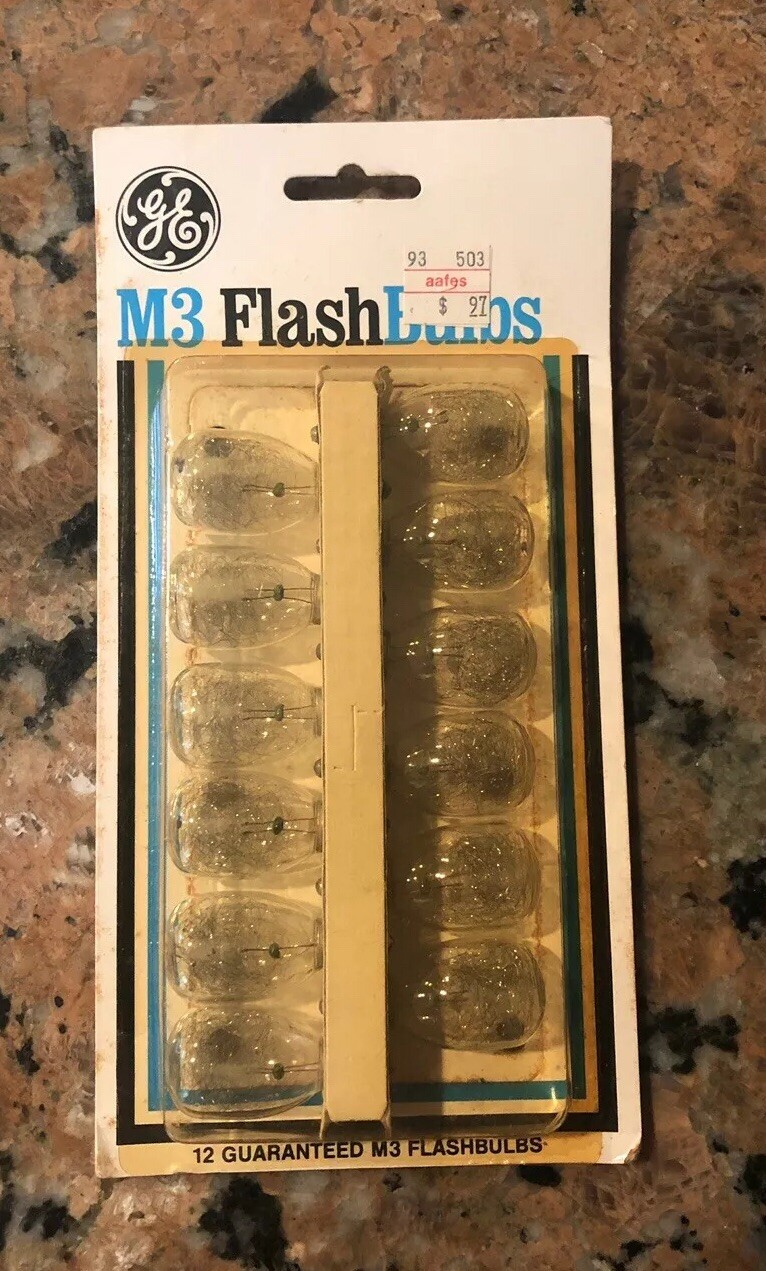 1980s General Electric M3 Flashbulbs