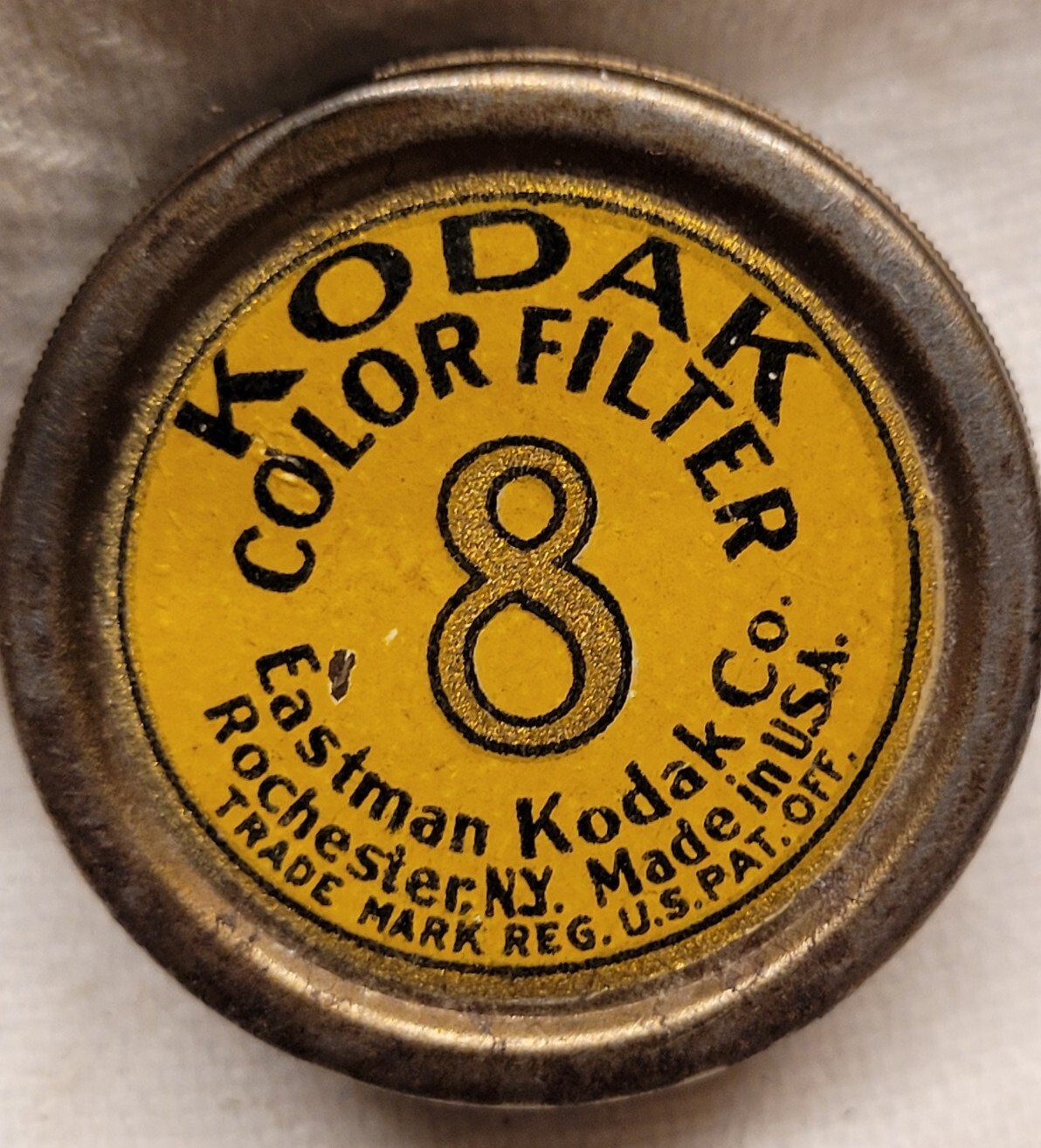 KODAK COLOR FILTER EASTMAN KODAK CO ROCHESTER NY VINTAGE CAMERA FILTER 8 TIN