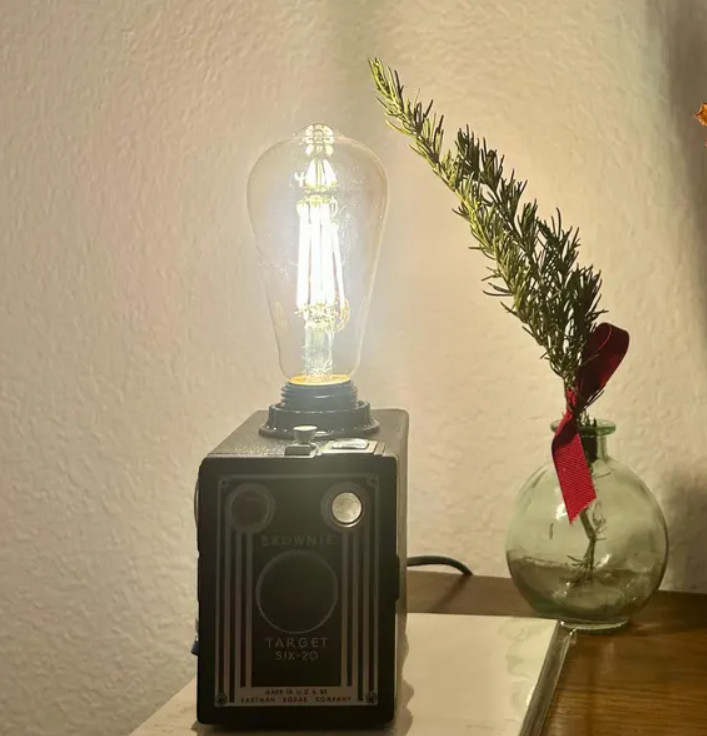 Vintage Camera Lamp Retro Film Camera Accent Light Photography Decor