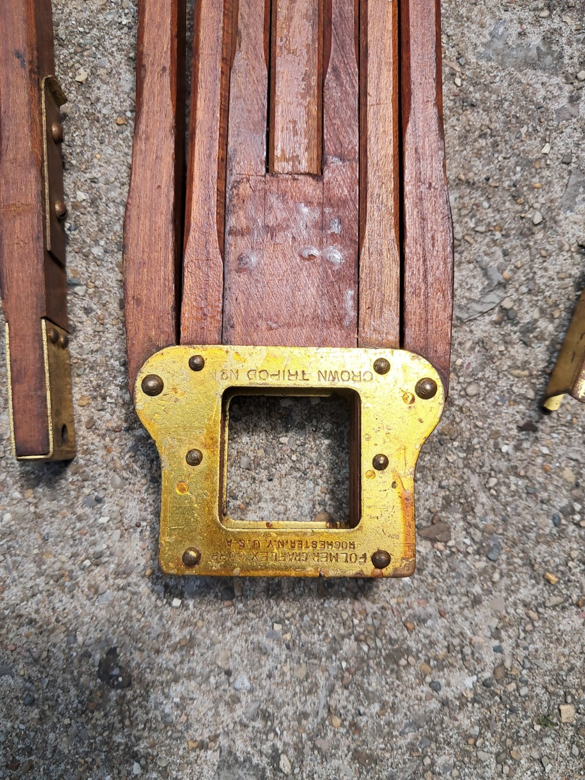 Crown Tripod No. 1 Wood & Brass Folmer Graflex Corp Crown Rochester NY
