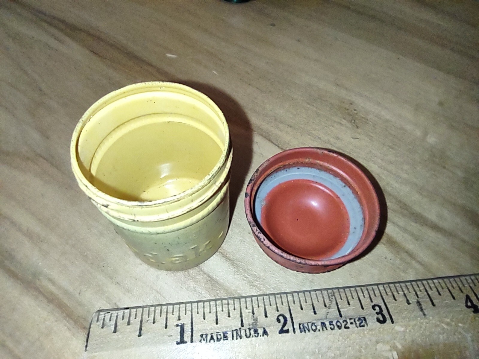 Vintage Kodak Film Cannister And Color Screen (Damaged) – Lot Of 2
