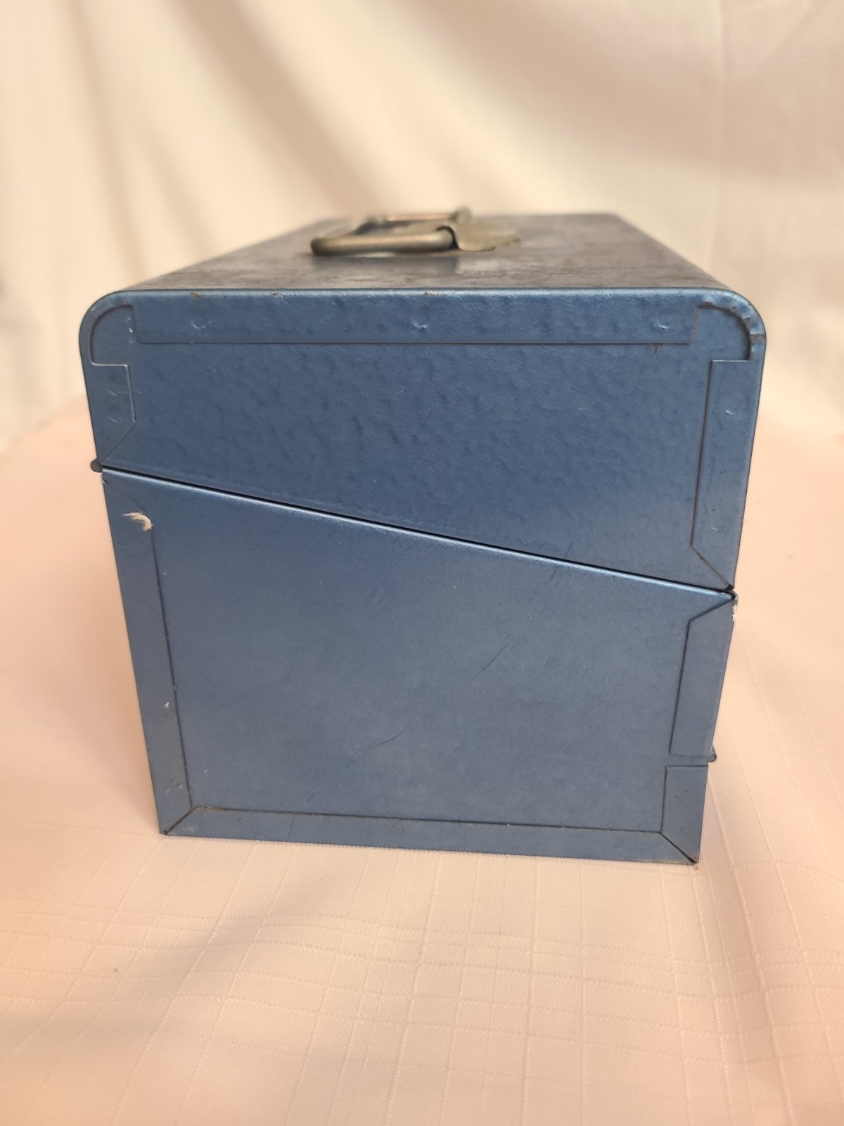 Metal 8mm Film Reel Storage Case with 6 Empty Reels