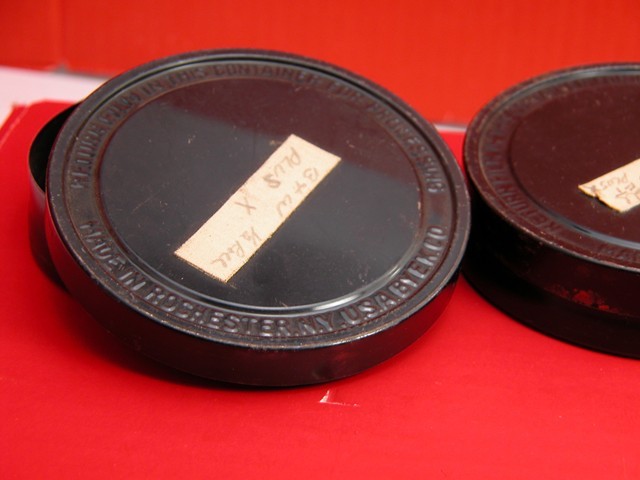 Cool Vintage Kodak 100 Foot 16mm FILM CANS Bolex For Arri Scoopic Aaton Filmo
