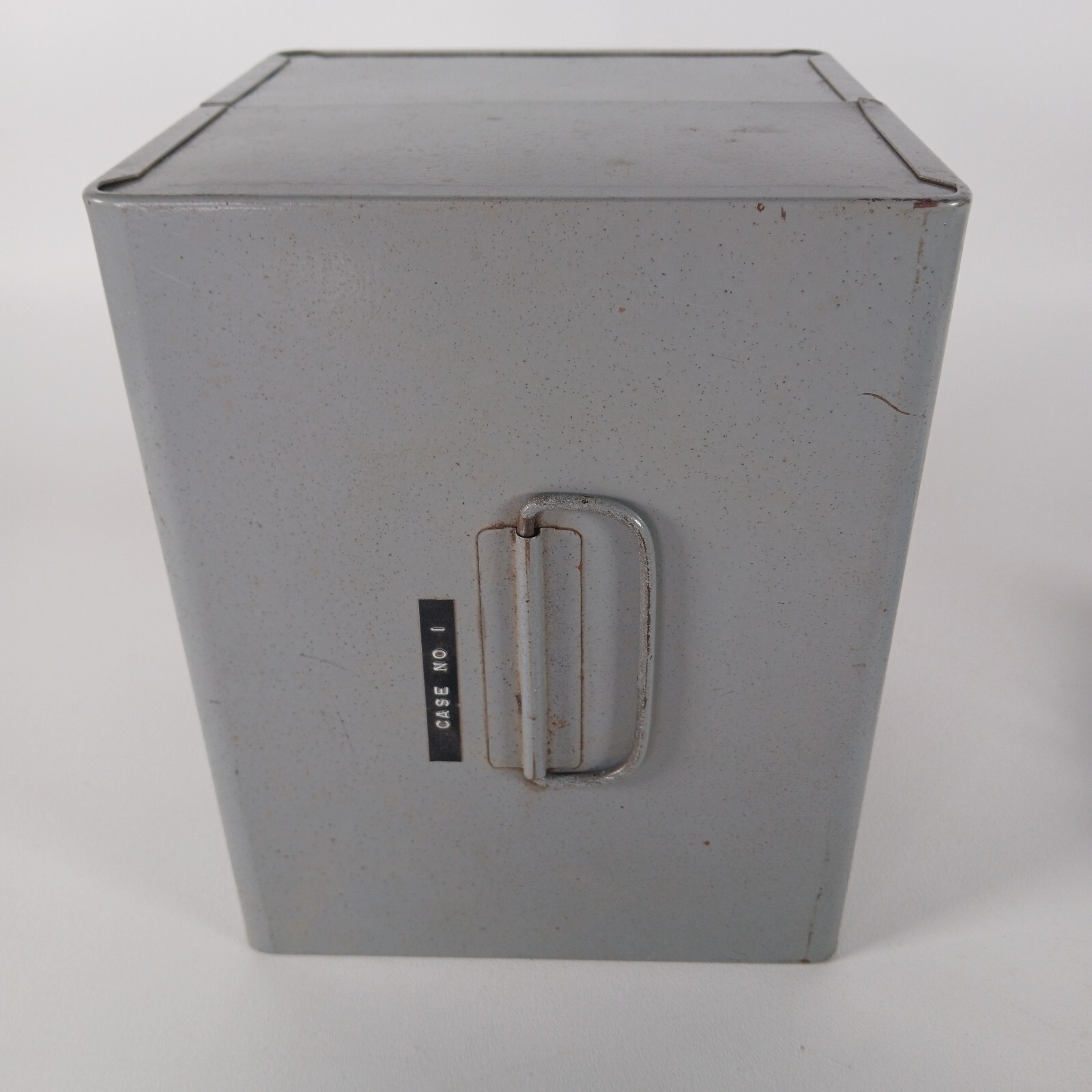Vintage 50s Brumberger All Metal Movie Reel Box W/ 10 Empty Lafayette Cases