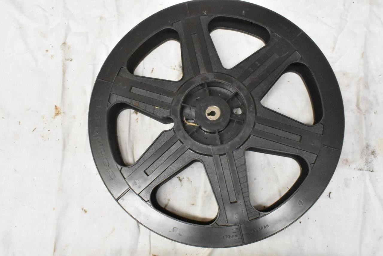 Lot of 4 Vintage 35 mm Movie Theater Film Reel Plastic 14.5″ Plio Magic