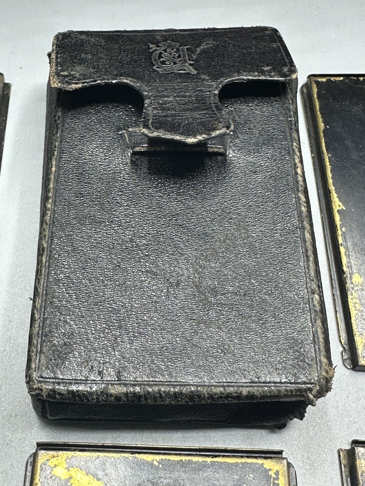 Adams & Company – London – Vesta – Metal film packs and case
