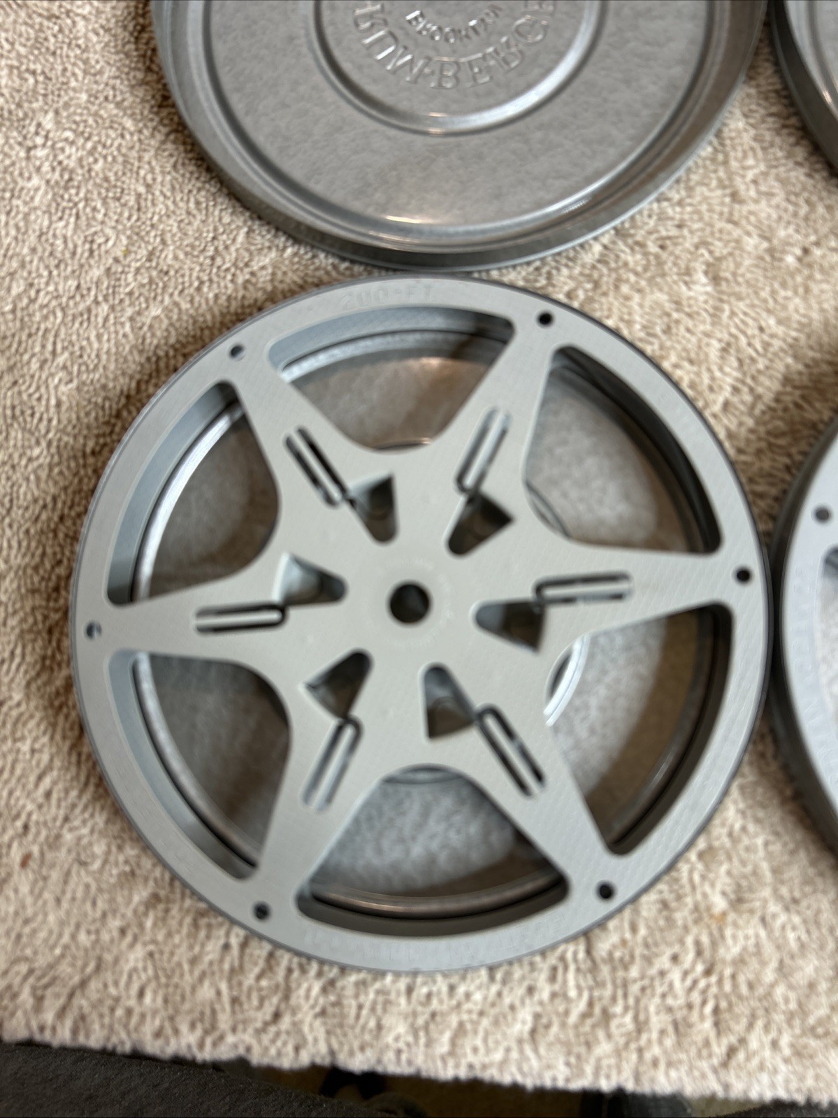 Vintage Brumberger Film Canisters With Kodascope Reels In Grey. 100-R06