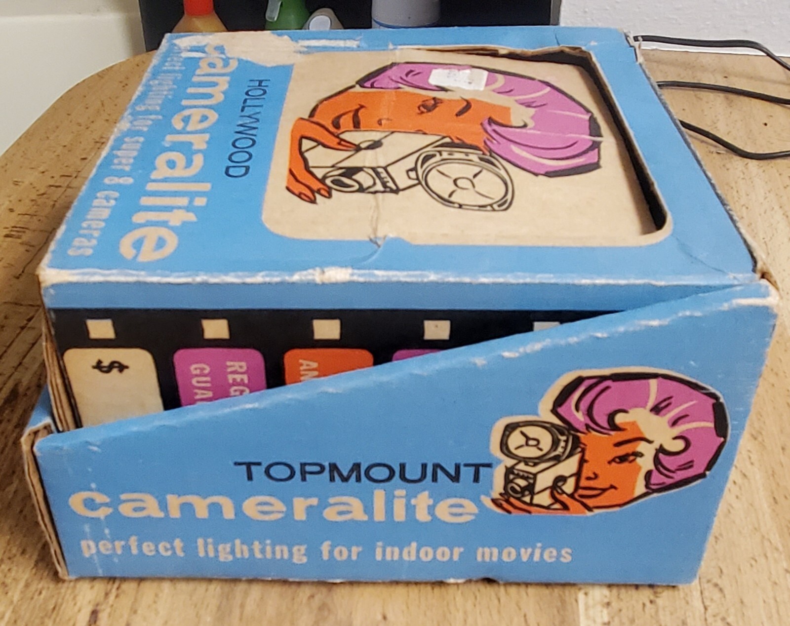 Vintage Acme-Lite Cameralite by GE Top Mount light for Super 8 Cameras Hollywood