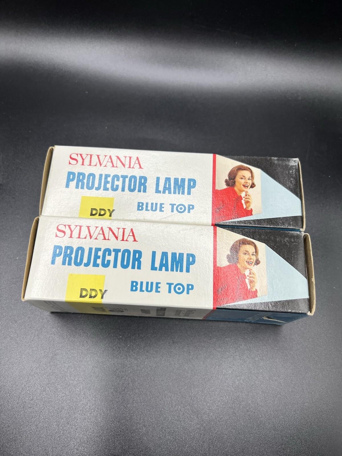 (2) DDY / PROJECTION LAMP, BULB / 120v 750w /