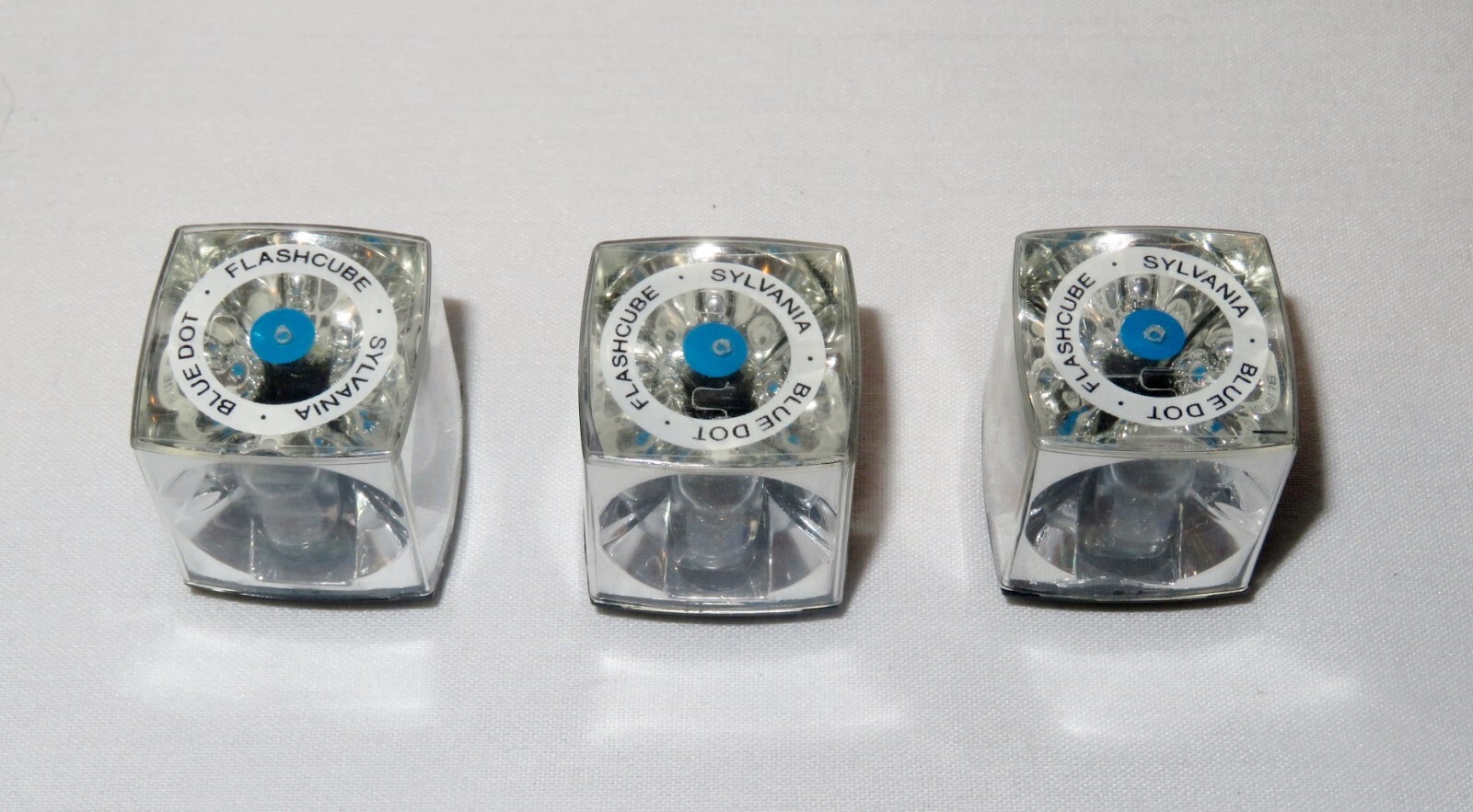 Sylvania Blue Dot Flash Cubes ~ 3 Pack 12 Flashes ~ NOS