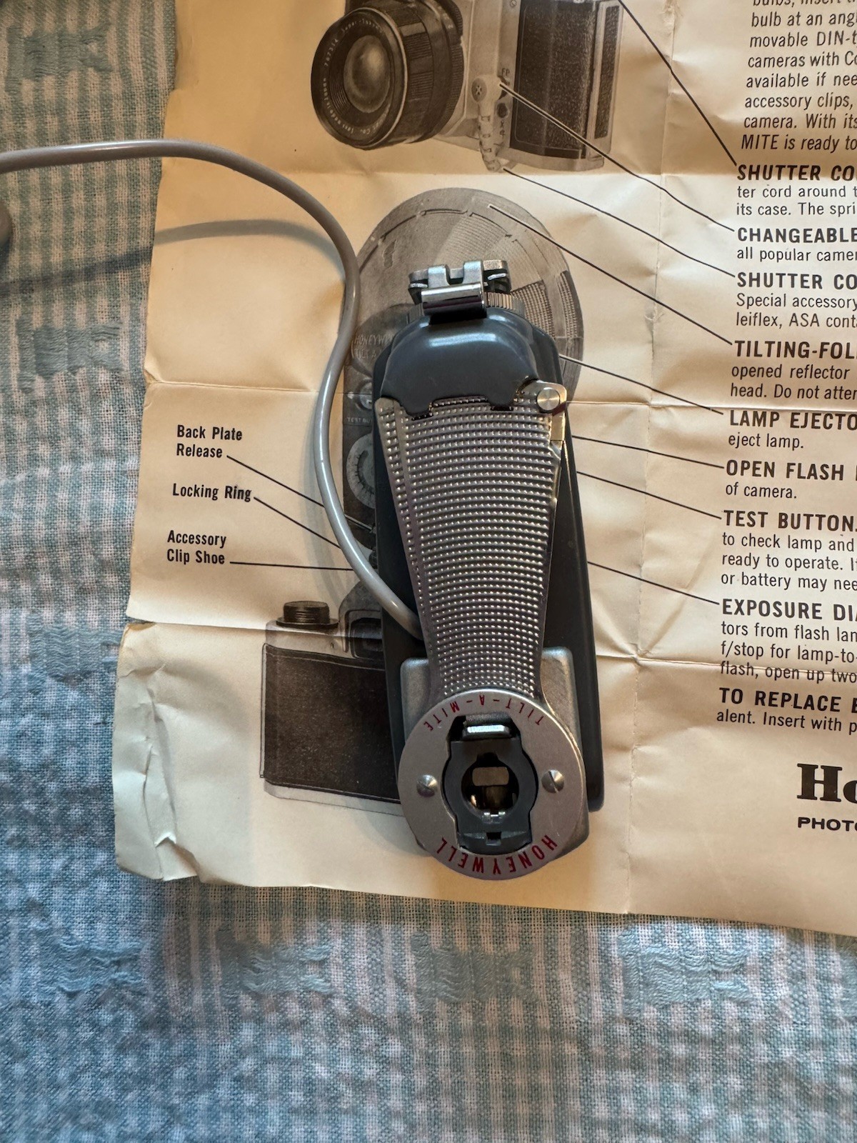 Vintage Honeywell Tilt-A-Mite Flash Unit Box Case Instructions Japan Fan Style