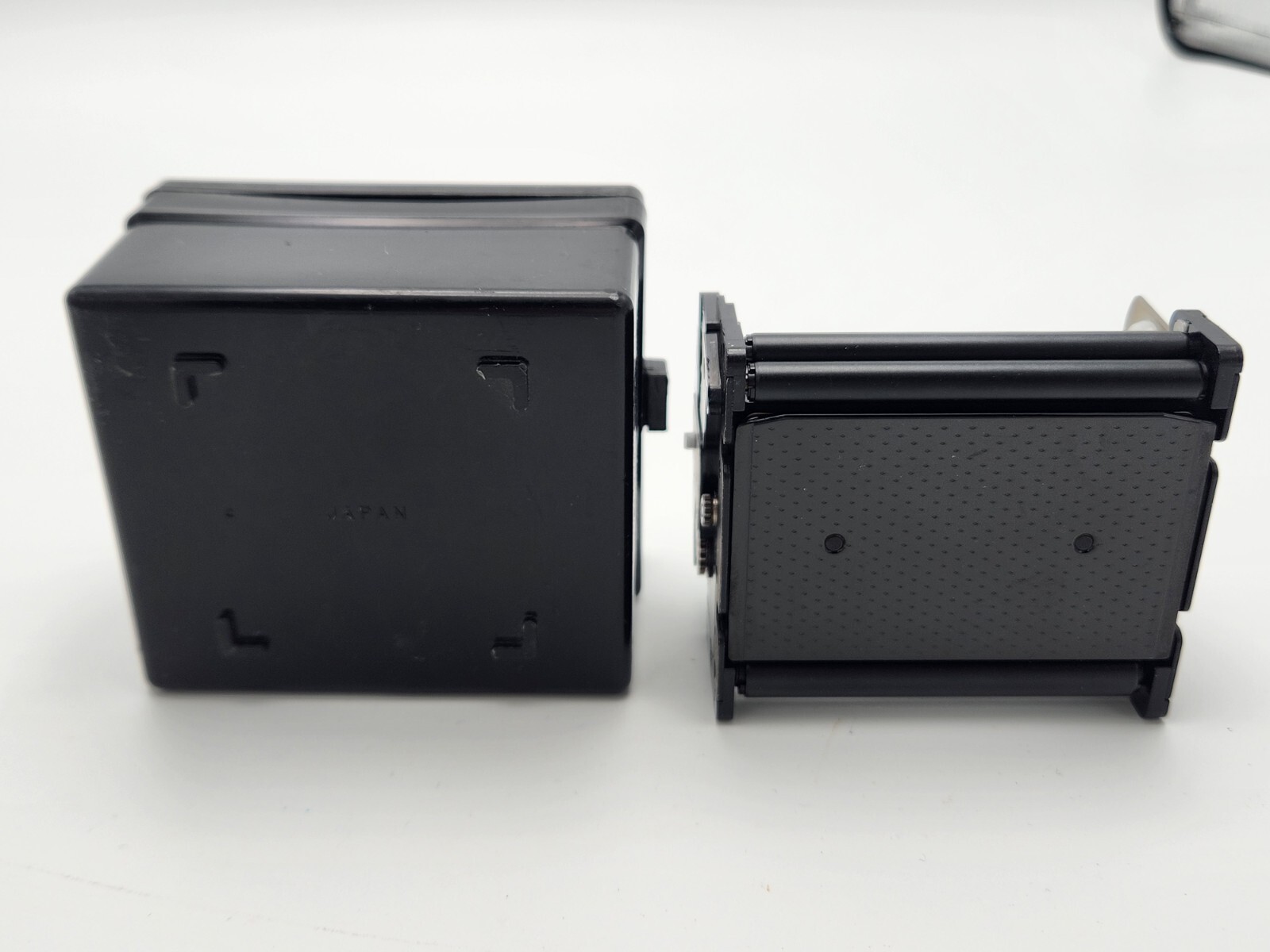 Mamiya 645 220 Roll Film Insert with Case