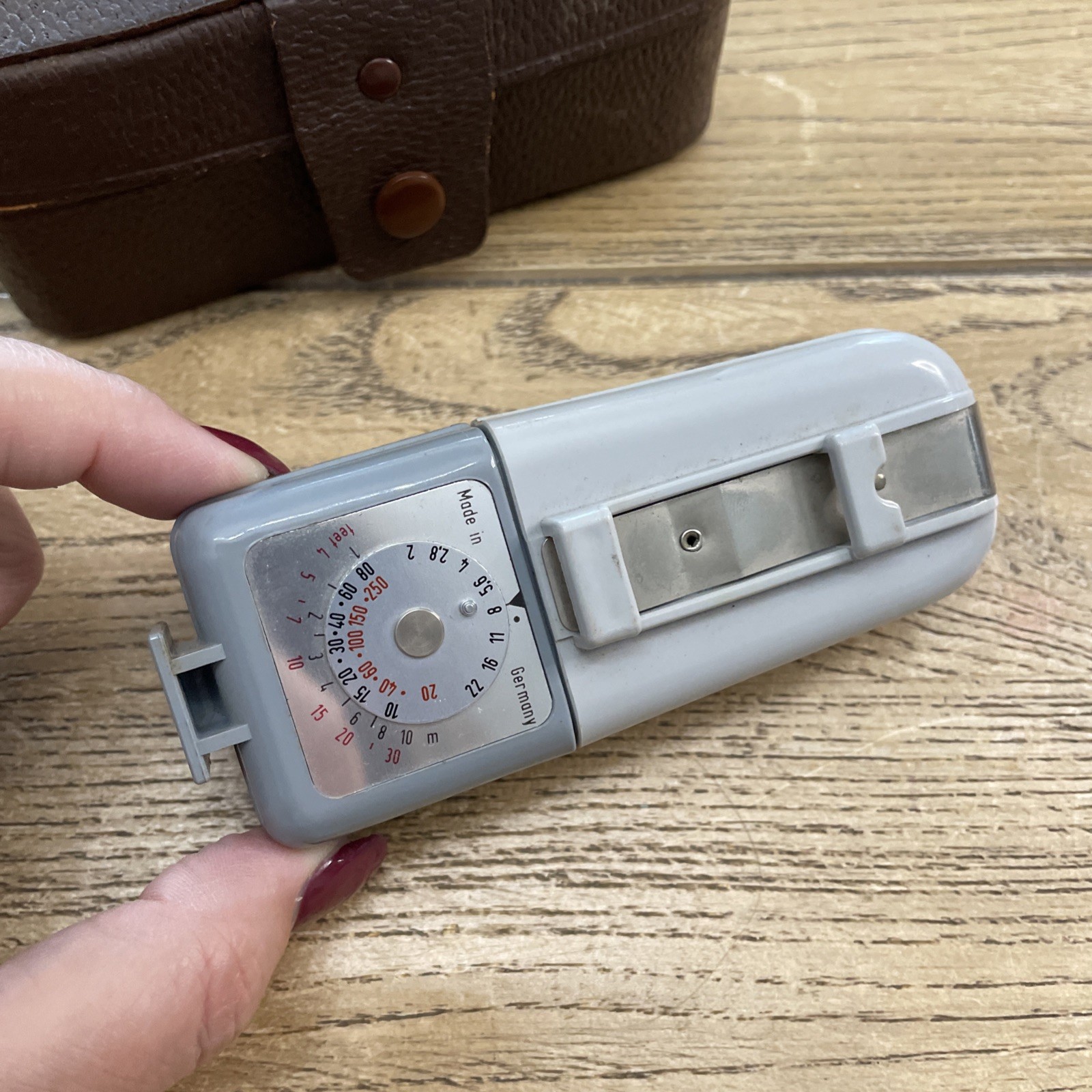 Zeiss Ikon Ikoblitz 5 Flash Unit With Brown Case Made Germany Vtg *untested*