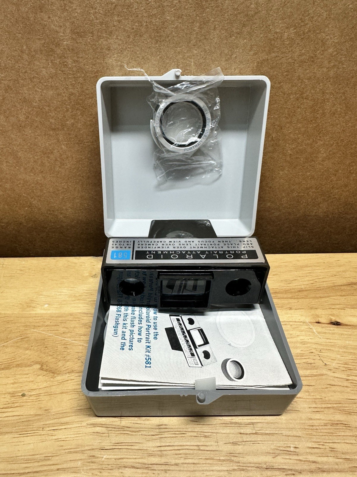 Polaroid Portrait Attachment 581 Kit Land Camera w Case Lens Vintage
