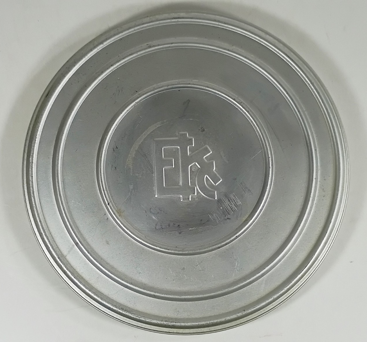 Vintage Eastman Kodak EKC 8mm Metal Film Tin with 7″ Reel.