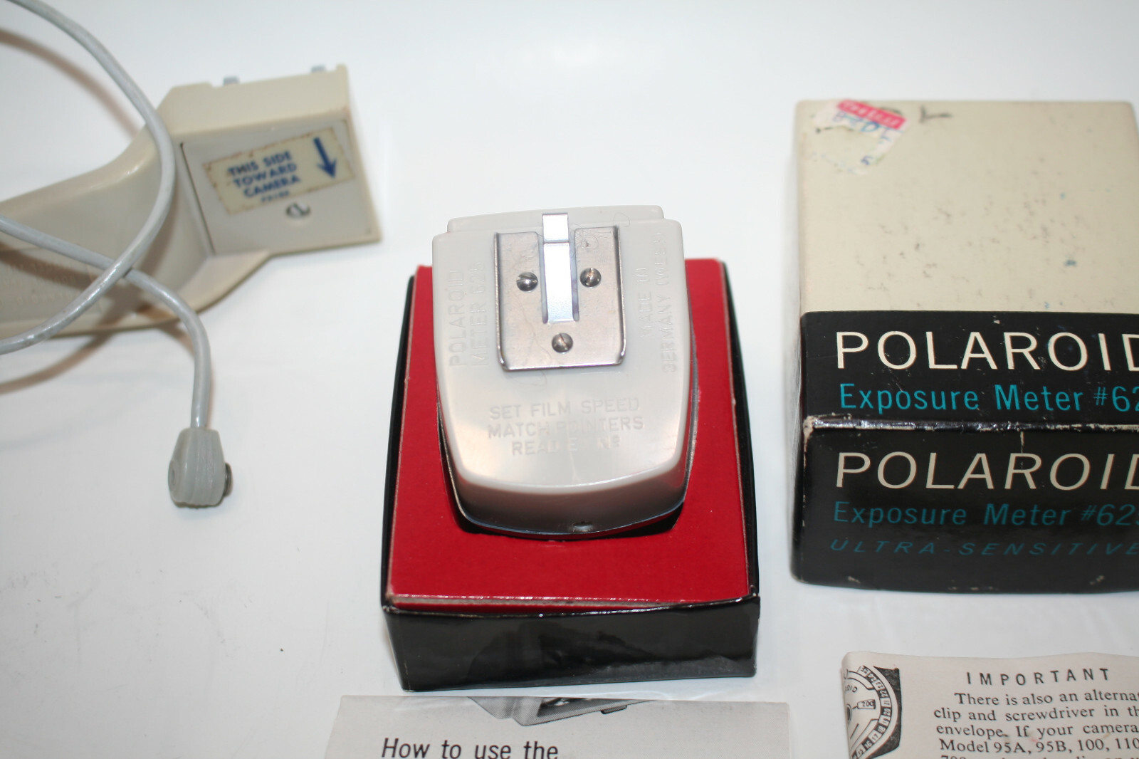 POLAROID TIMER #120, EXPOSURE METER #625,POSTCARDERS,BOUNCE FLASH BRACKET, DIFF
