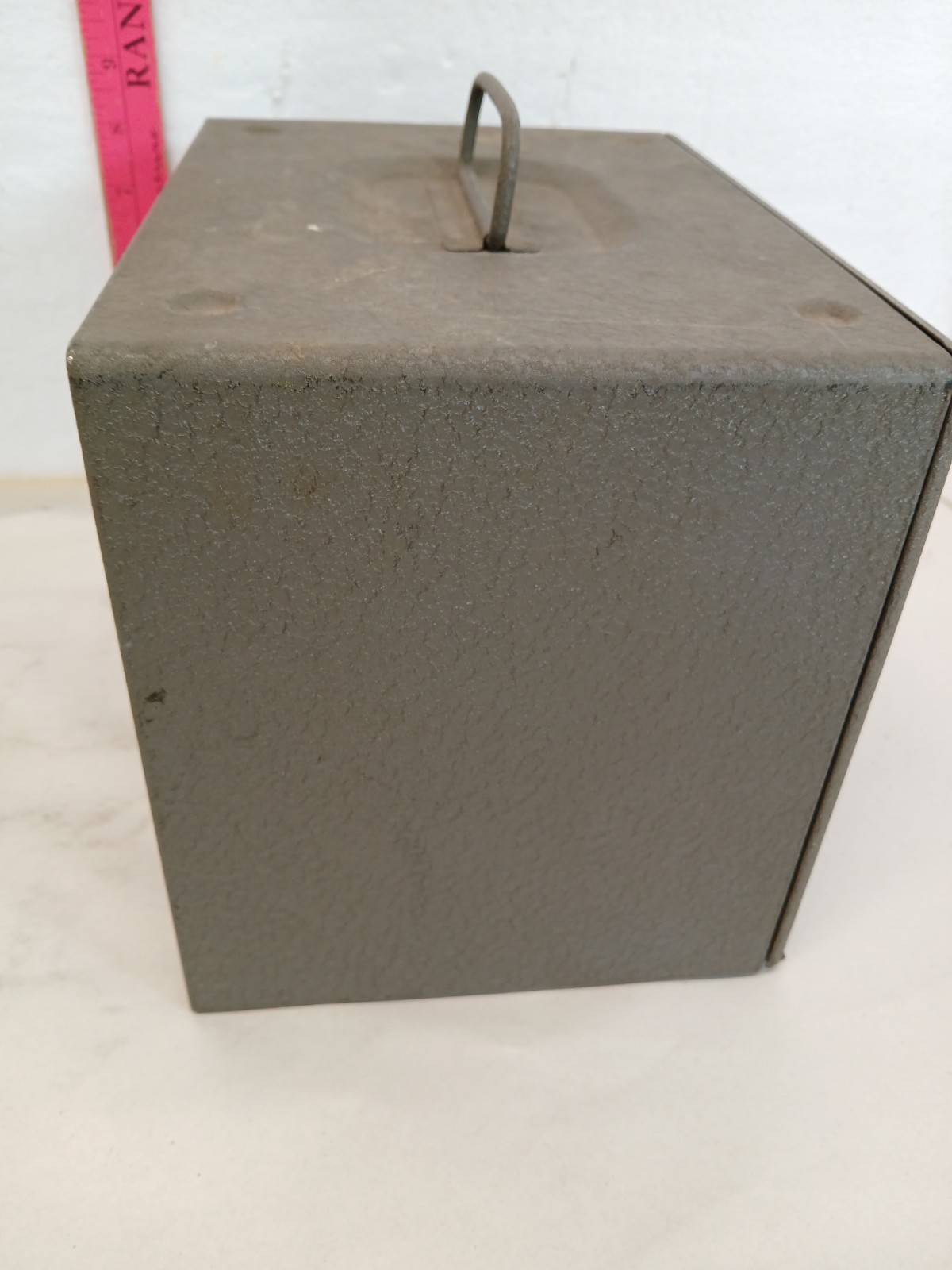 Vintage Brumberger Metal 7″ Film Reel Storage Case 8mm 16mm