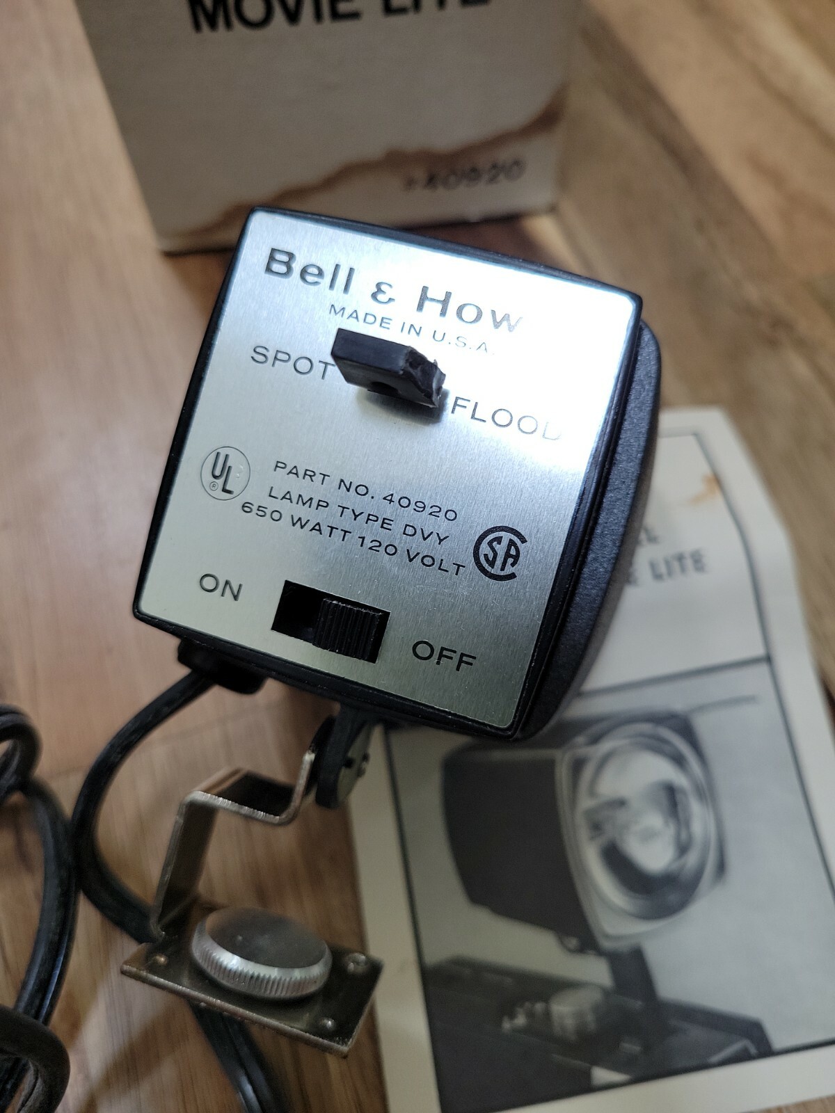 Vintage Bell & Howell Super 8 Movie Camera Lite Light 46920 w Box & Instructions