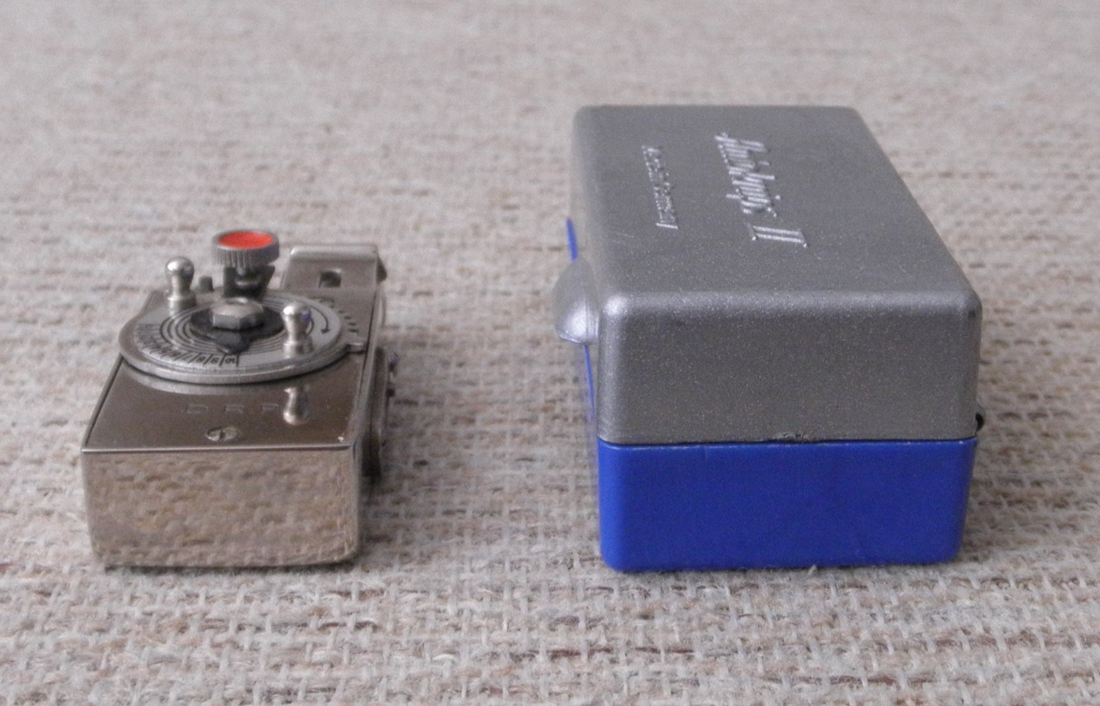 Vintage Autoknips II Mechanical Camera Self Timer With Case (See Video)