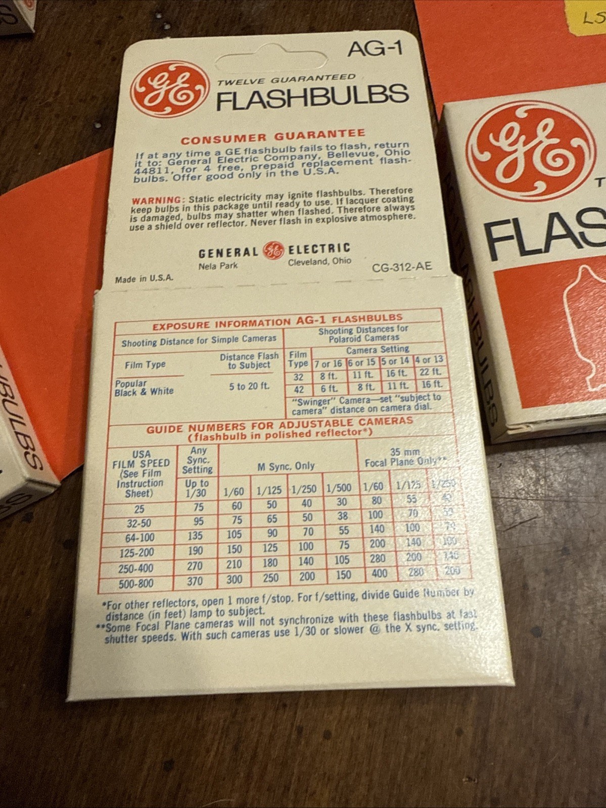 Vintage GE General Electric AG-1 Flashbulbs Qty 12 X 8 in Original Boxes