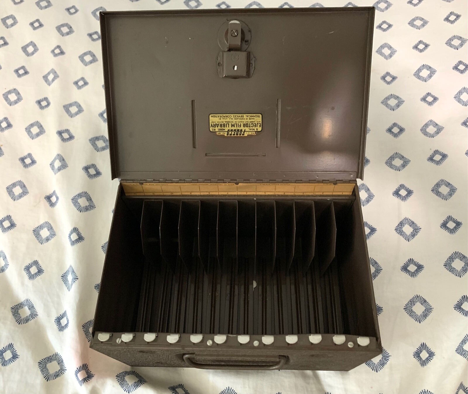 Vintage Fodeco Ejector 8mm Film Reel Library Metal Storage Box Holds 12