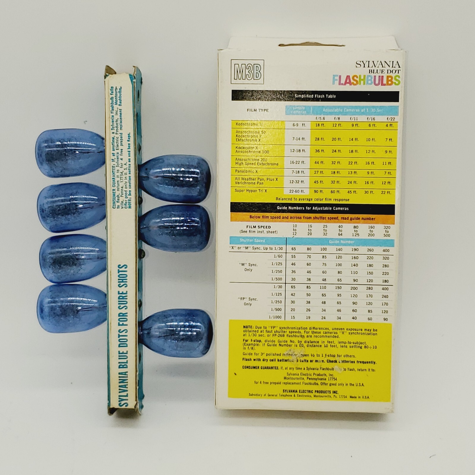 Sylvania Blue Dot Flashbulbs M3B NOS 1 Full Box & 7 Loose Camera Bulbs Vtg Flash