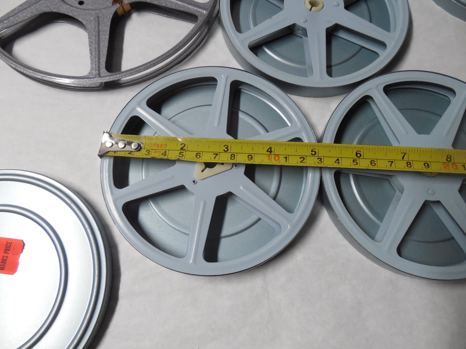 Vintage Lot of 4 Empty 5″ (3) & 7″ (1) 8mm Film Movie Projector Reels with Cans