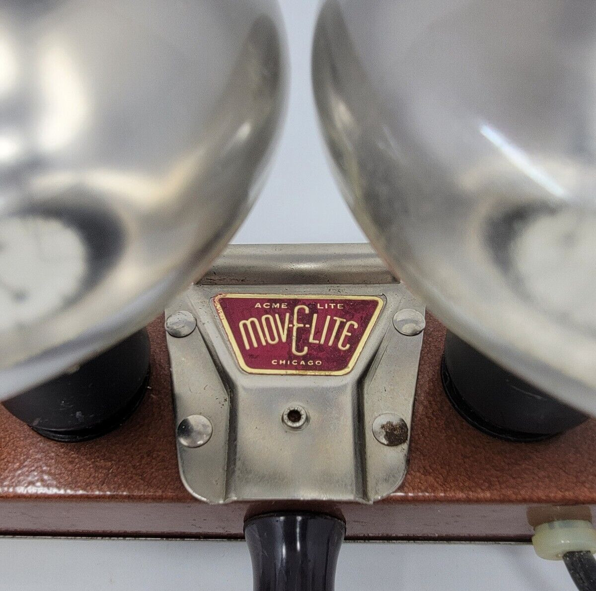 VTG “Acme Lite Mov-E-Lite” Model R4 Movie Lighting 4-Bulb 15″ Bar ~ Metal Case