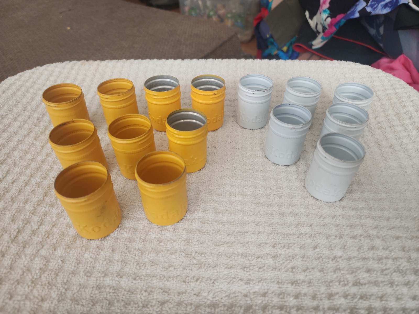 VINTAGE 15 KODAK METAL FILM CANISTERS NO LIDS Yellow & White