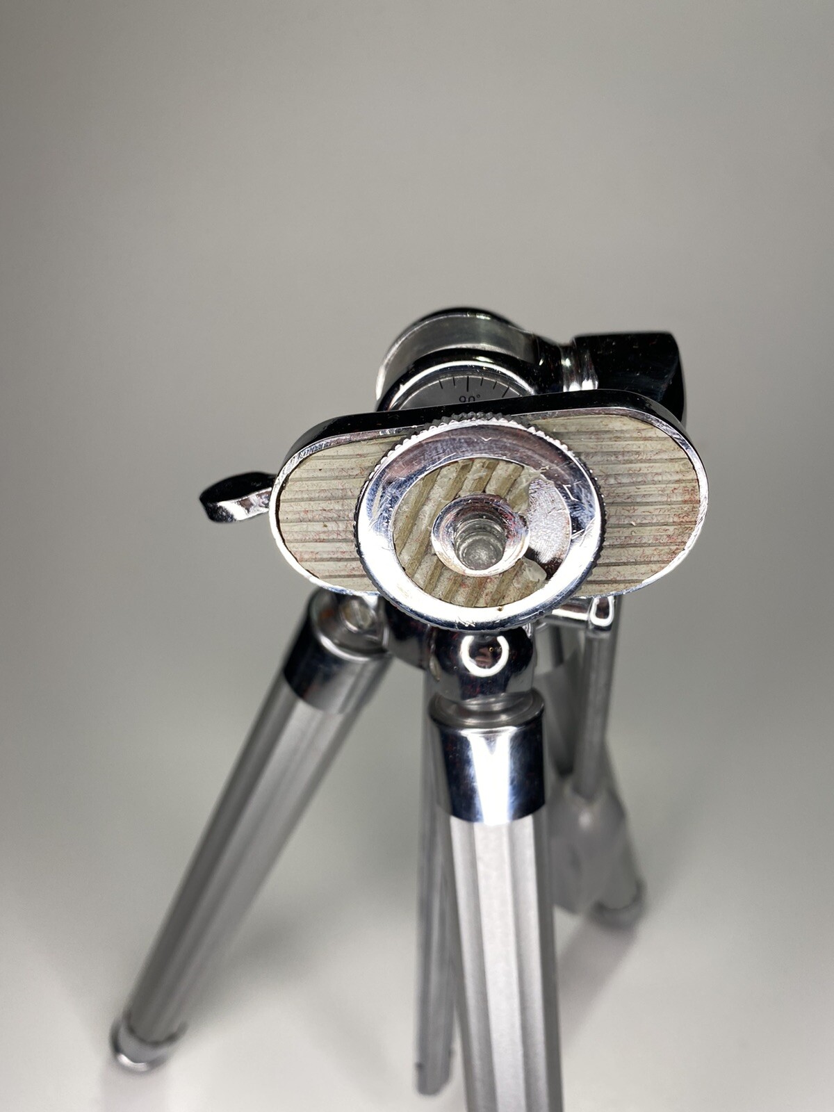 Vintage VIVO 9-Section Elevator Chrome Tripod w/ Pan Head & Case (B2)