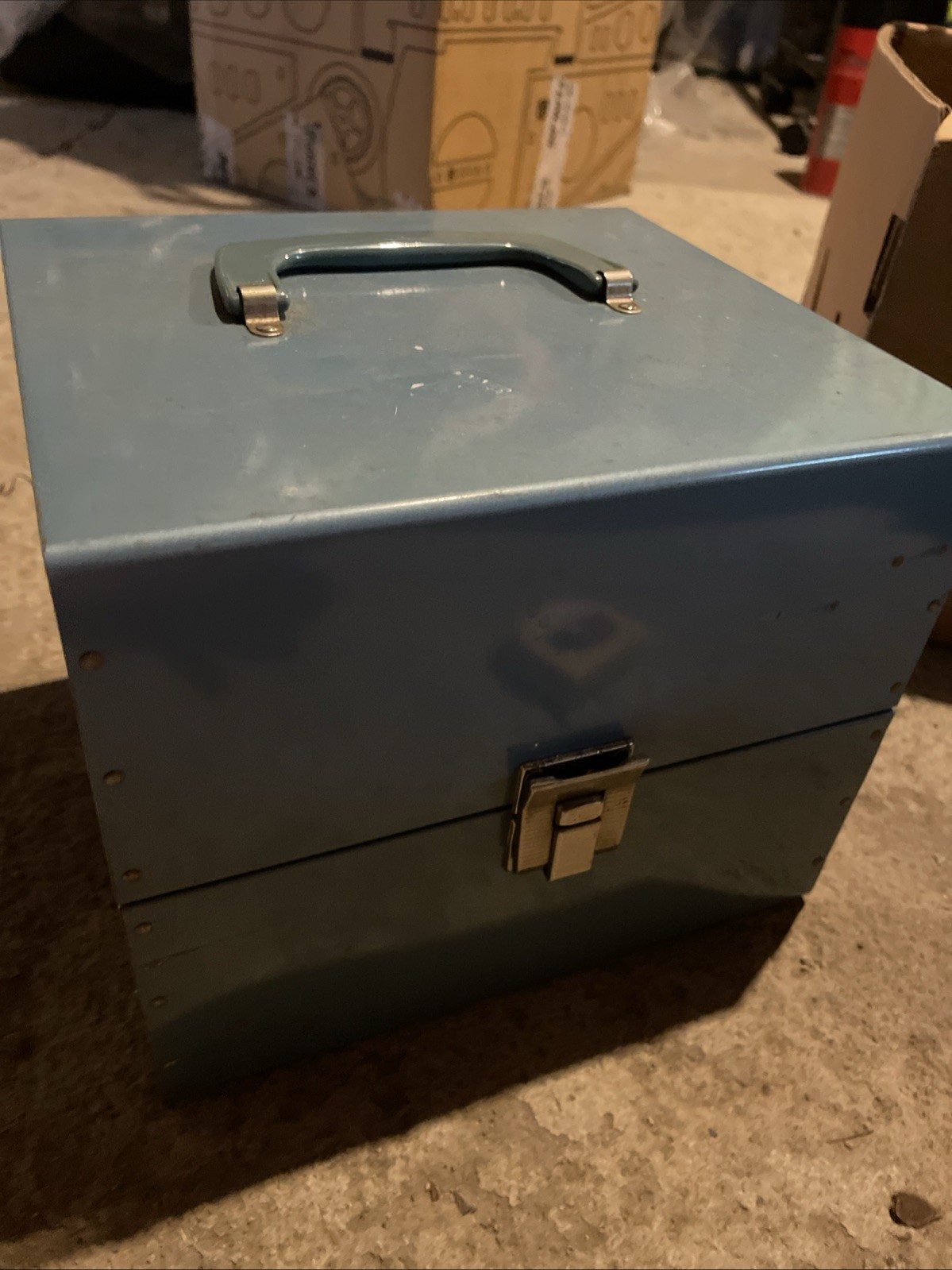 8mm Film Storage Case Box with 12 Slots & 3 7” Metal Reels 1960s