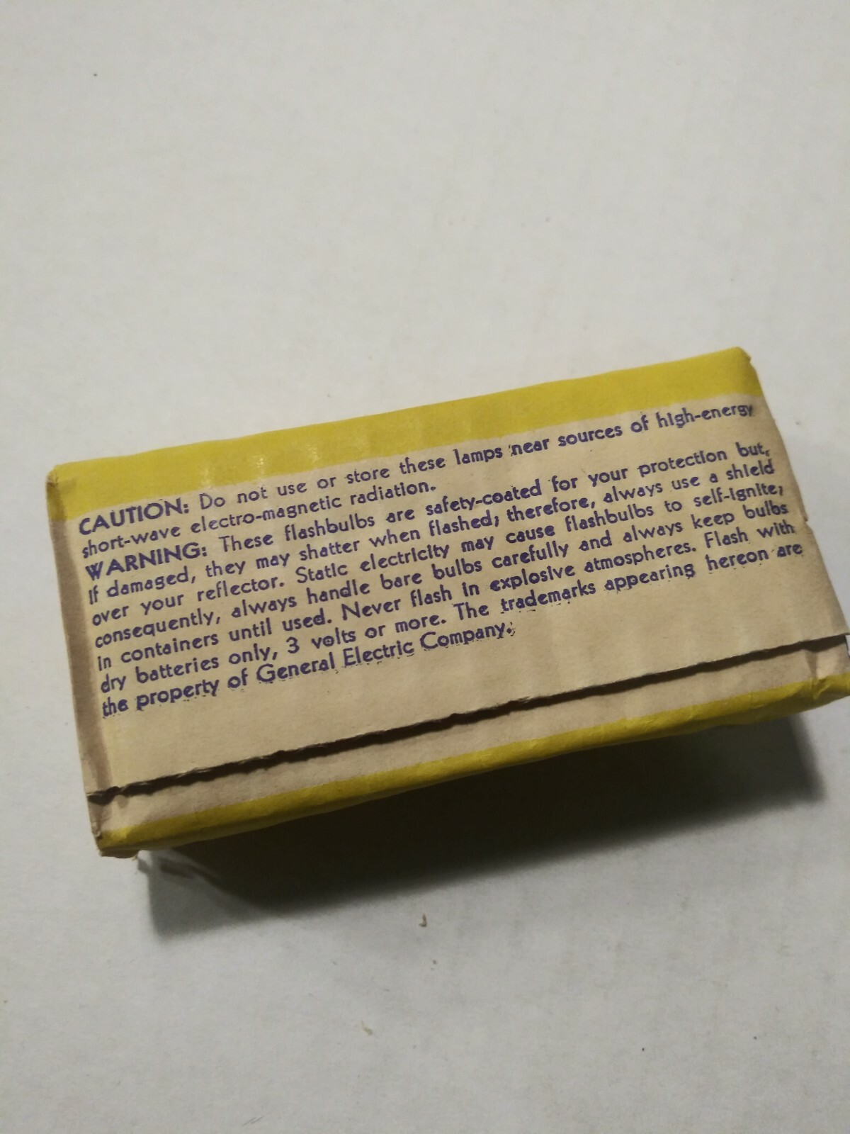 Vintage General Electric Power Mite M2 Flashbulbs 10 Bulbs & Box