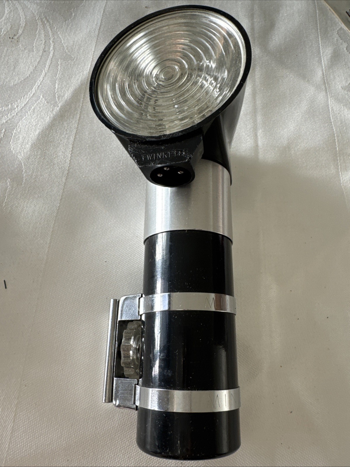 VTG Minicam (Tokyo, Japan) Synchron Twinklelite Nikon Flash Unit With Box Book”