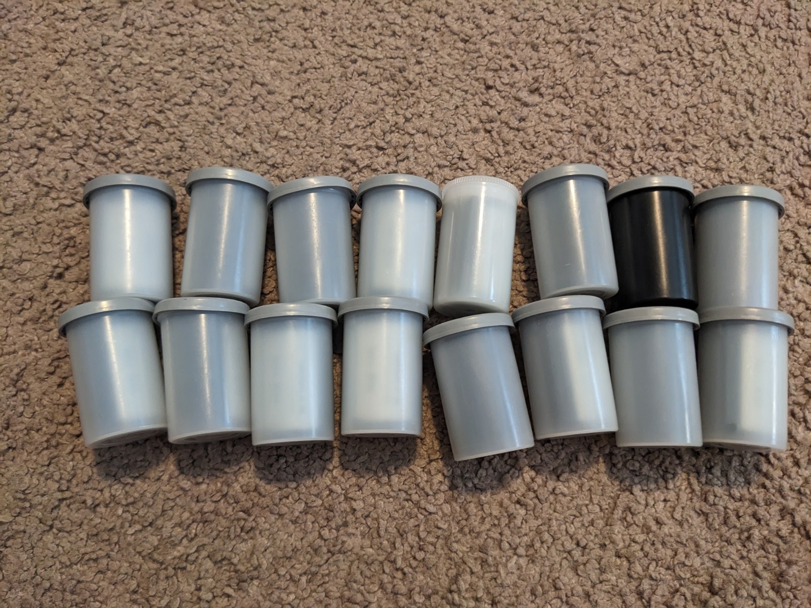 21x Kodak Snap-Cap 135 Magazine & Misc Reusable 35mm Film Canisters
