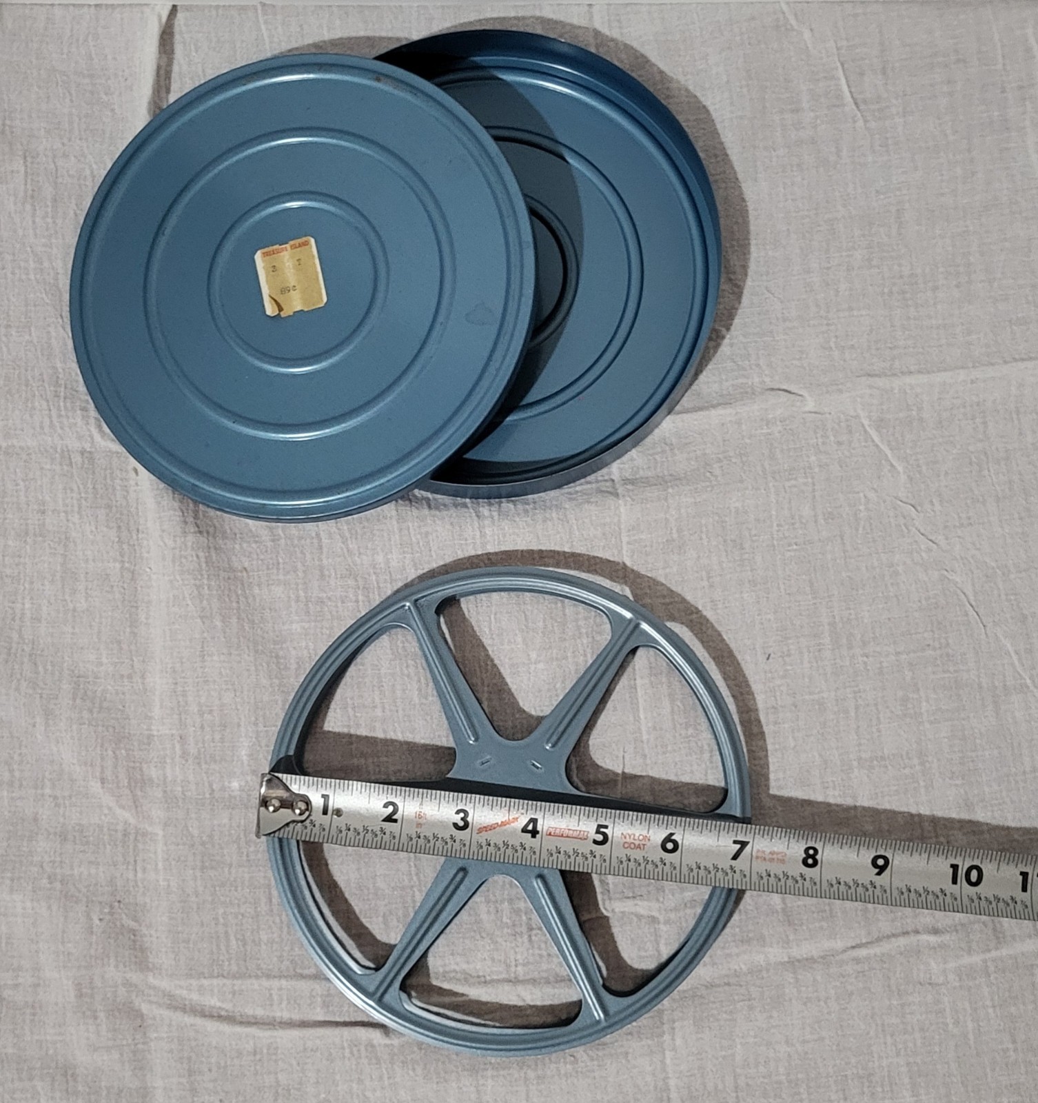 Vintage LOT of 4 Empty 7″ Super 8 Film Movie Projector Reels with Can