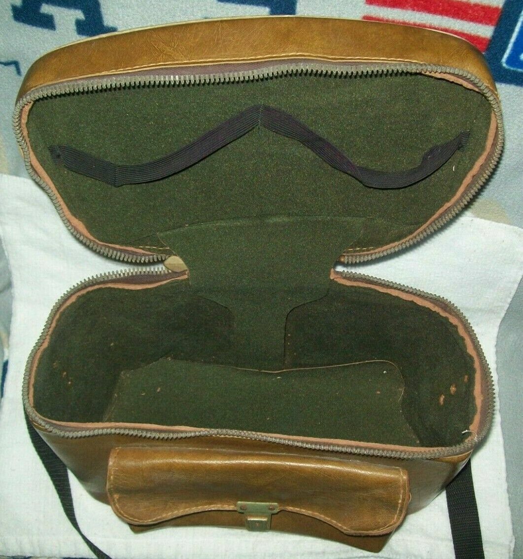 Vtg. COATS CLARKS 1970’s Leather Brown CAMERA Sewing Case 10.5x9x6 w/Felt Inside